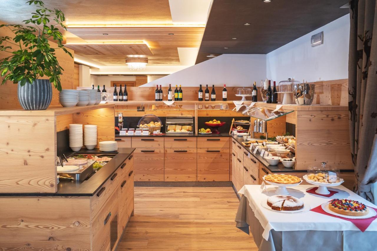 Hotel La Perla Andalo Εξωτερικό φωτογραφία