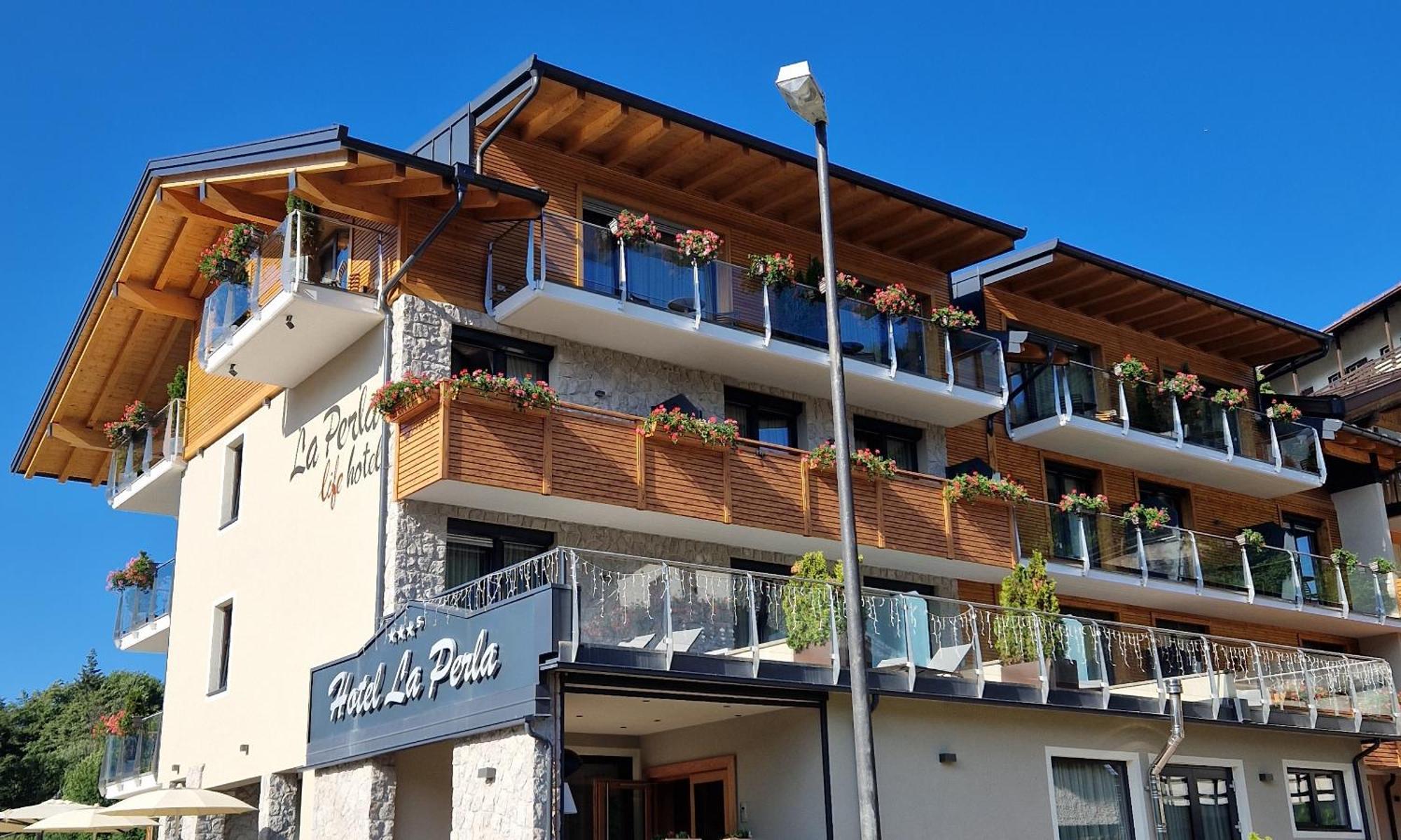 Hotel La Perla Andalo Εξωτερικό φωτογραφία