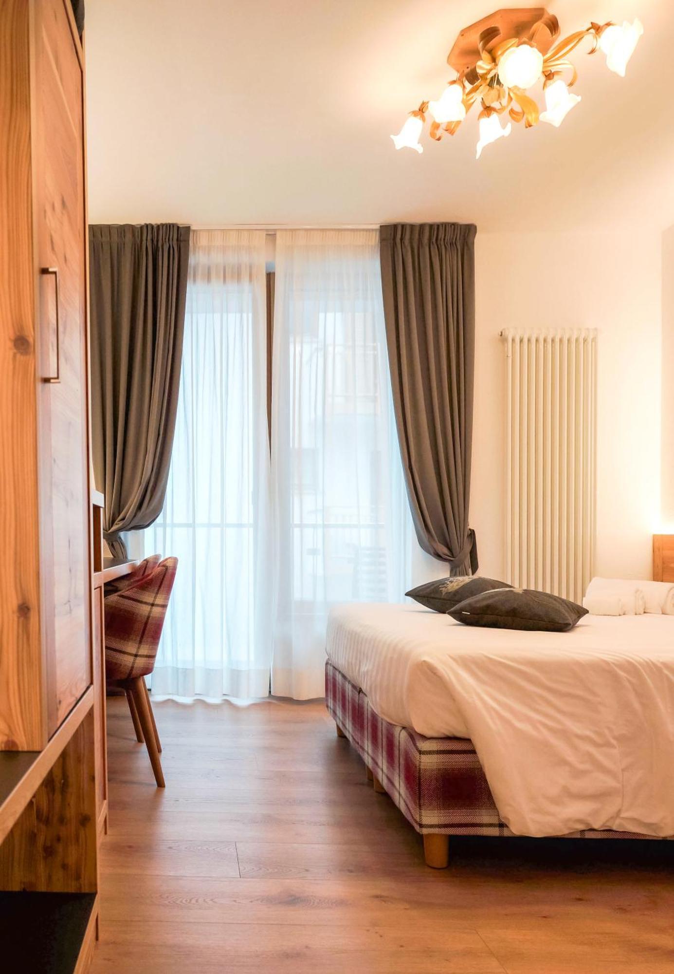 Hotel La Perla Andalo Εξωτερικό φωτογραφία