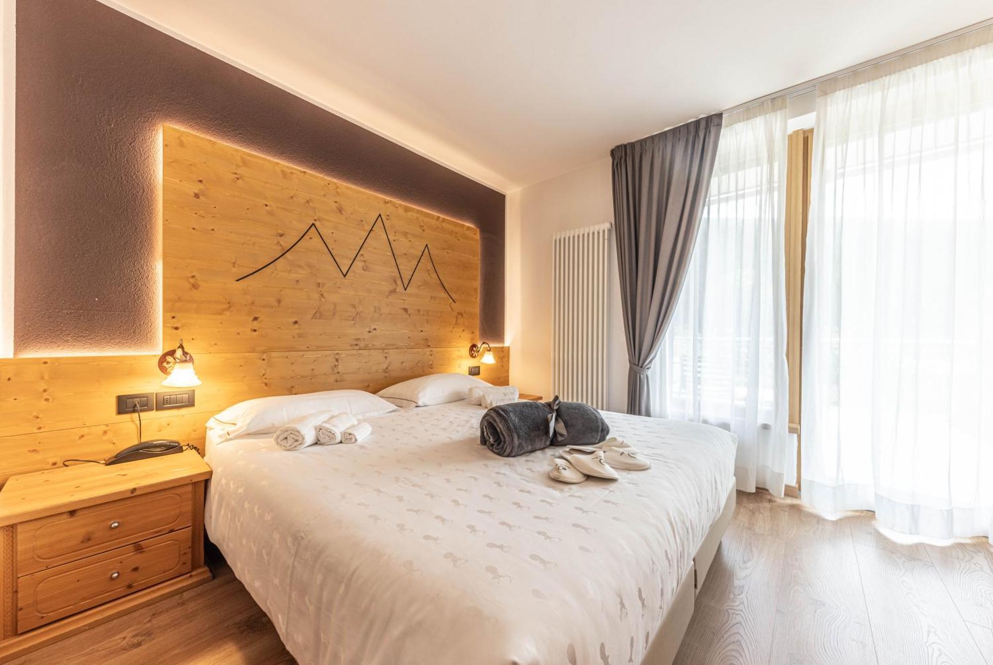 Hotel La Perla Andalo Εξωτερικό φωτογραφία