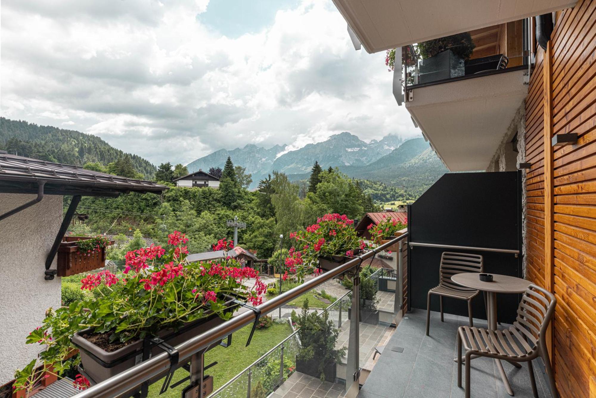 Hotel La Perla Andalo Εξωτερικό φωτογραφία