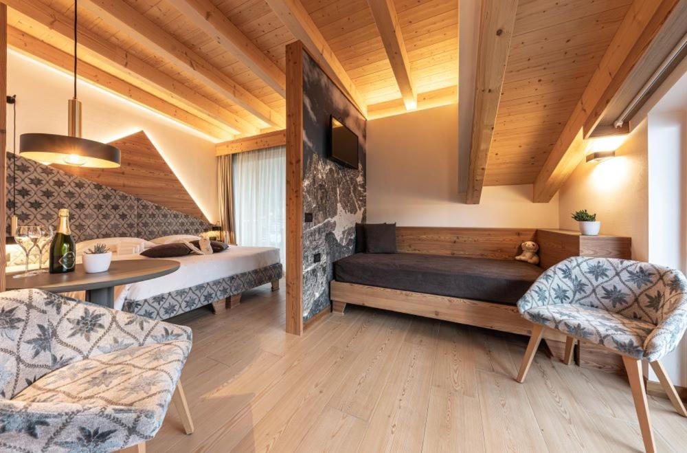 Hotel La Perla Andalo Εξωτερικό φωτογραφία