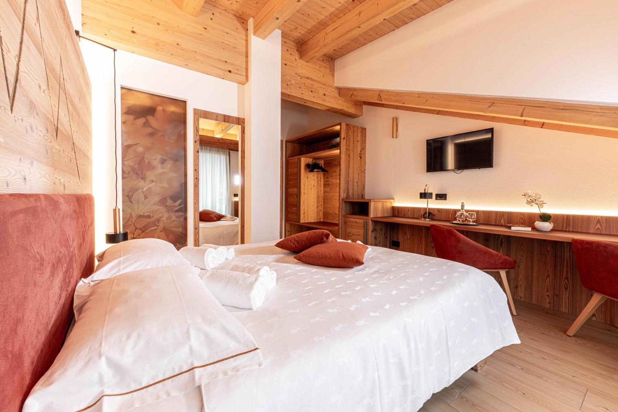 Hotel La Perla Andalo Εξωτερικό φωτογραφία